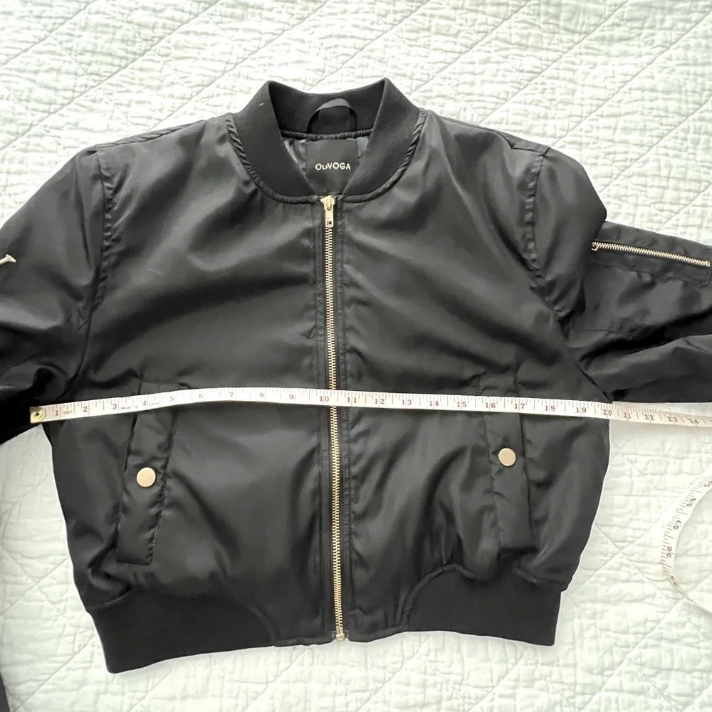 Stylish Bomber Jacket with Gold Finishes - Picture 10 of 12